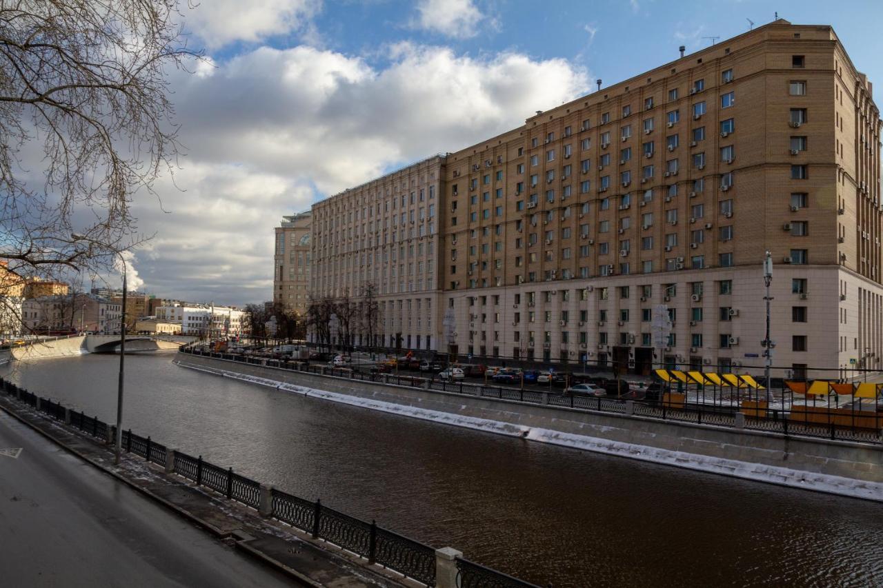 Gesten Hotel Moskva Exteriör bild